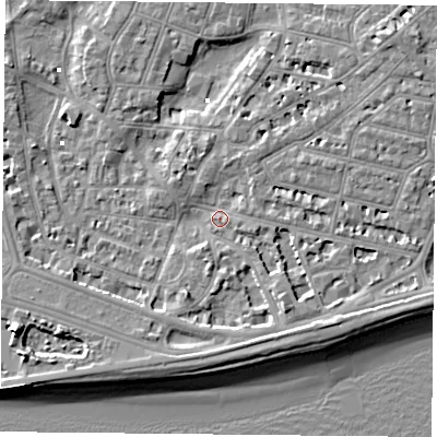 Shaded relief map of the ground around PO40SQ, computed from Environment Agency LiDAR. The ground here sits at about 2 m above sea level and falls 9 m across the surrounding 800 m. Surface water reaching this point runs off ground lying to the south-east, 4.7 m higher.