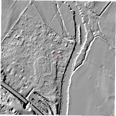 Shaded relief map of the ground around RG88BU, computed from Environment Agency LiDAR. The ground here sits at about 39 m above sea level and falls 32 m across the surrounding 800 m. Surface water reaching this point runs off ground lying to the west, 2.8 m higher.