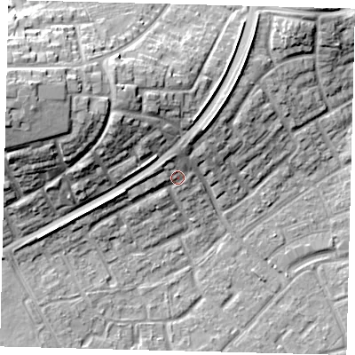 Shaded relief map of the ground around RH105BW, computed from Environment Agency LiDAR. The ground here sits at about 81 m above sea level and falls 21 m across the surrounding 800 m. Surface water reaching this point runs off ground lying to the north-west, 3.4 m higher.