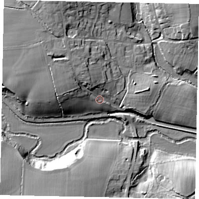 Shaded relief map of the ground around RH140RE, computed from Environment Agency LiDAR. The ground here sits at about 25 m above sea level and falls 16 m across the surrounding 800 m. Surface water reaching this point runs off ground lying to the north-west, 8.5 m higher.