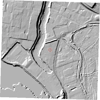 Shaded relief map of the ground around RM139US, computed from Environment Agency LiDAR. The ground here sits at about 4 m above sea level and falls 12 m across the surrounding 800 m. Surface water reaching this point runs off ground lying to the west, 1.7 m higher.