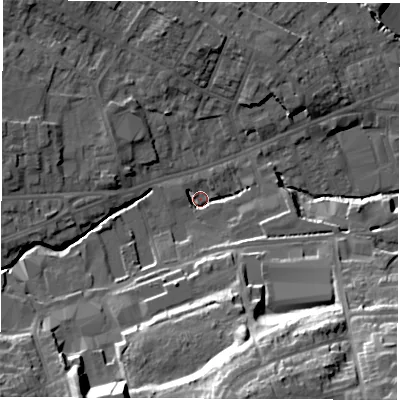 Shaded relief map of the ground around S402BG, computed from Environment Agency LiDAR. The ground here sits at about 85 m above sea level and falls 30 m across the surrounding 800 m. Surface water reaching this point runs off ground lying to the south-south-east, 28.4 m higher.