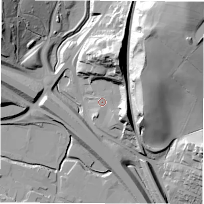 Shaded relief map of the ground around S419ED, computed from Environment Agency LiDAR. The ground here sits at about 82 m above sea level and falls 55 m across the surrounding 800 m. Surface water reaching this point runs off ground lying to the south-east, 2.4 m higher.