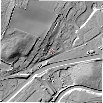 Shaded relief map of the ground around S640FE, computed from Environment Agency LiDAR. The ground here sits at about 18 m above sea level and falls 33 m across the surrounding 800 m. Surface water reaching this point runs off ground lying to the north-west, 14.5 m higher.