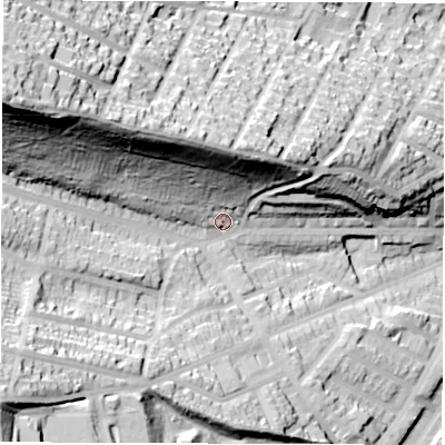 Shaded relief map of the ground around S72BU, computed from Environment Agency LiDAR. The ground here sits at about 96 m above sea level and falls 71 m across the surrounding 800 m. Surface water reaching this point runs off ground lying to the north, 33.9 m higher.