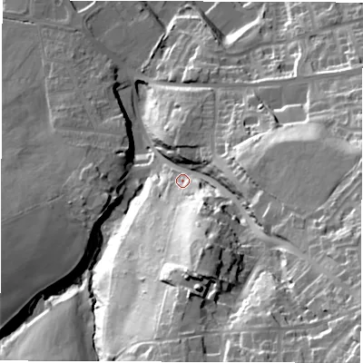 Shaded relief map of the ground around S752RS, computed from Environment Agency LiDAR. The ground here sits at about 87 m above sea level and falls 60 m across the surrounding 800 m. Surface water reaching this point runs off ground lying to the south-east, 46.5 m higher.
