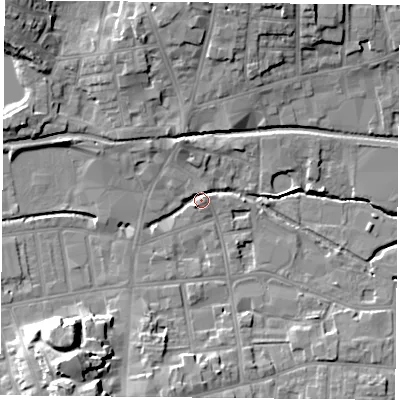 Shaded relief map of the ground around S802BB, computed from Environment Agency LiDAR. The ground here sits at about 33 m above sea level and falls 16 m across the surrounding 800 m. Surface water reaching this point runs off ground lying to the north-north-west, 4.4 m higher.
