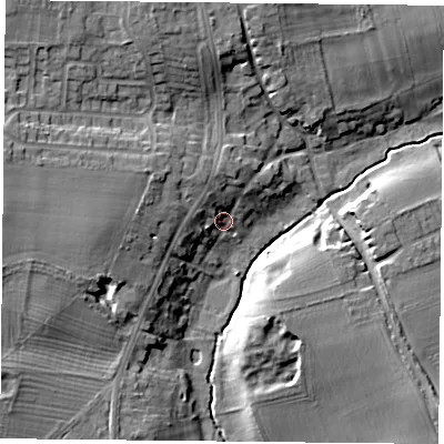 Shaded relief map of the ground around S819EJ, computed from Environment Agency LiDAR. The ground here sits at about 25 m above sea level and falls 15 m across the surrounding 800 m. Surface water reaching this point runs off ground lying to the north-north-west, 6.6 m higher.
