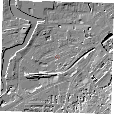 Shaded relief map of the ground around SE109BN, computed from Environment Agency LiDAR. The ground here sits at about 5 m above sea level and falls 22 m across the surrounding 800 m. Surface water reaching this point runs off ground lying to the east, 2.8 m higher.