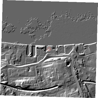 Shaded relief map of the ground around SE185NH, computed from Environment Agency LiDAR. The ground here sits at about 4 m above sea level and falls 22 m across the surrounding 800 m. Surface water reaching this point runs off ground lying to the south-south-east, 15.7 m higher.