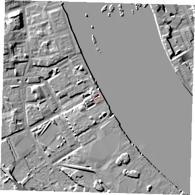 Shaded relief map of the ground around SE83AG, computed from Environment Agency LiDAR. The ground here sits at about 5 m above sea level and falls 8 m across the surrounding 800 m. Surface water reaching this point runs off ground lying to the south-east, 2.6 m higher.