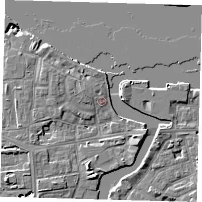 Shaded relief map of the ground around SE83ET, computed from Environment Agency LiDAR. The ground here sits at about 5 m above sea level and falls 17 m across the surrounding 800 m. Surface water reaching this point runs off ground lying to the west-north-west, 2.1 m higher.