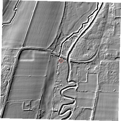 Shaded relief map of the ground around SG189SD, computed from Environment Agency LiDAR. The ground here sits at about 32 m above sea level and falls 8 m across the surrounding 800 m. Surface water reaching this point runs off ground lying to the south-west, 7.3 m higher.