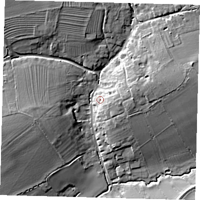 Shaded relief map of the ground around SG192EP, computed from Environment Agency LiDAR. The ground here sits at about 40 m above sea level and falls 14 m across the surrounding 800 m. Surface water reaching this point runs off ground lying to the east, 6.9 m higher.