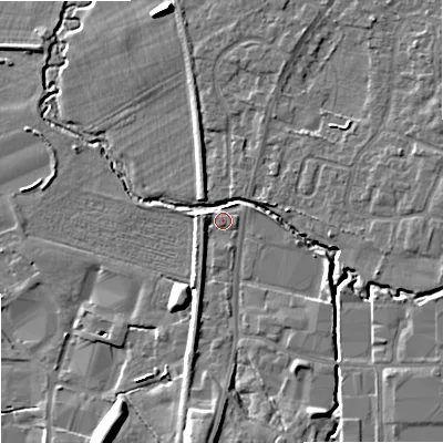Shaded relief map of the ground around SK121LL, computed from Environment Agency LiDAR. The ground here sits at about 92 m above sea level and falls 10 m across the surrounding 800 m. Surface water reaching this point runs off ground lying to the south, 6.6 m higher.