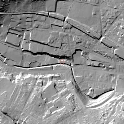 Shaded relief map of the ground around SK137AT, computed from Environment Agency LiDAR. The ground here sits at about 140 m above sea level and falls 44 m across the surrounding 800 m. Surface water reaching this point runs off ground lying to the south-east, 35.9 m higher.
