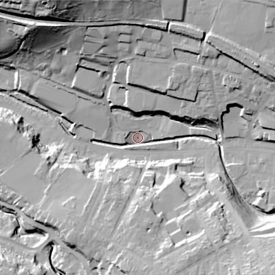 Shaded relief map of the ground around SK138GJ, computed from Environment Agency LiDAR. The ground here sits at about 136 m above sea level and falls 46 m across the surrounding 800 m. Surface water reaching this point runs off ground lying to the south-east, 30.9 m higher.