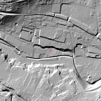 Shaded relief map of the ground around SK138GN, computed from Environment Agency LiDAR. The ground here sits at about 138 m above sea level and falls 51 m across the surrounding 800 m. Surface water reaching this point runs off ground lying to the north-north-west, 32.0 m higher.