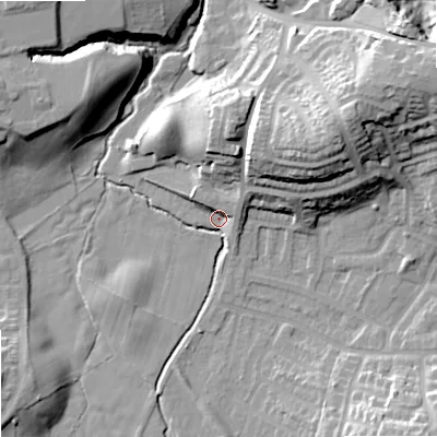 Shaded relief map of the ground around SK25JE, computed from Environment Agency LiDAR. The ground here sits at about 70 m above sea level and falls 27 m across the surrounding 800 m. Surface water reaching this point runs off ground lying to the north-east, 25.9 m higher.