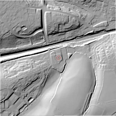 Shaded relief map of the ground around SN139RH, computed from Environment Agency LiDAR. The ground here sits at about 83 m above sea level and falls 30 m across the surrounding 800 m. Surface water reaching this point runs off ground lying to the south-west, 2.0 m higher.