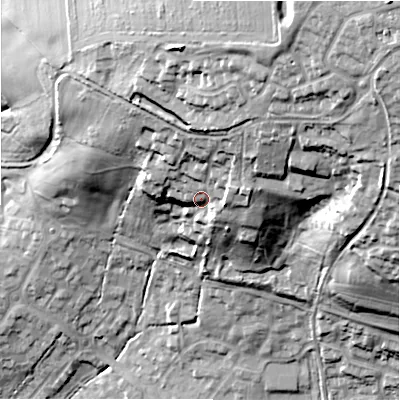 Shaded relief map of the ground around SN252EH, computed from Environment Agency LiDAR. The ground here sits at about 125 m above sea level and falls 51 m across the surrounding 800 m. Surface water reaching this point runs off ground lying to the north-north-east, 25.0 m higher.