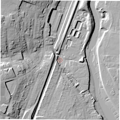 Shaded relief map of the ground around SO172LG, computed from Environment Agency LiDAR. The ground here sits at about 2 m above sea level and falls 27 m across the surrounding 800 m. Surface water reaching this point runs off ground lying to the south-south-west, 7.6 m higher.