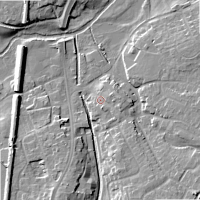 Shaded relief map of the ground around ST195DH, computed from Environment Agency LiDAR. The ground here sits at about 82 m above sea level and falls 13 m across the surrounding 800 m. Surface water reaching this point runs off ground lying to the east, 3.8 m higher.