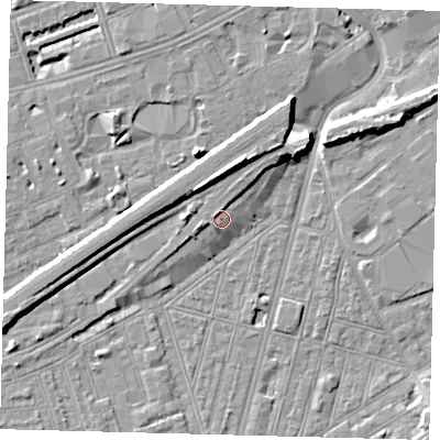 Shaded relief map of the ground around SW83QR, computed from Environment Agency LiDAR. The ground here sits at about 4 m above sea level and falls 9 m across the surrounding 800 m. Surface water reaching this point runs off ground lying to the north-north-east, 7.0 m higher.