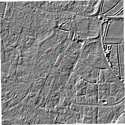 Shaded relief map of the ground around TA81QT, computed from Environment Agency LiDAR. The ground here sits at about 6 m above sea level and falls 5 m across the surrounding 800 m. The ground contributing surface water to this point lies to the west-north-west.