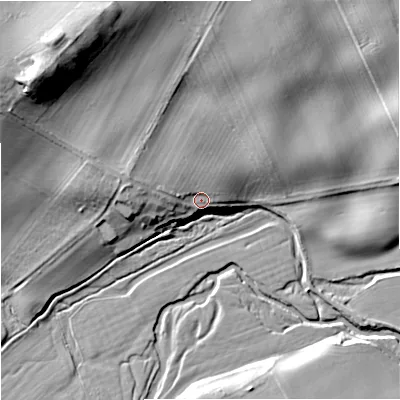 Shaded relief map of the ground around TD124QL, computed from Environment Agency LiDAR. The ground here sits at about 82 m above sea level and falls 30 m across the surrounding 800 m. Surface water reaching this point runs off ground lying to the west-north-west, 5.0 m higher.