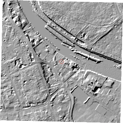 Shaded relief map of the ground around TW118BP, computed from Environment Agency LiDAR. The ground here sits at about 5 m above sea level and falls 8 m across the surrounding 800 m. Surface water reaching this point runs off ground lying to the east-south-east, 1.8 m higher.