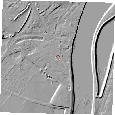 Shaded relief map of the ground around W42RB, computed from Environment Agency LiDAR. The ground here sits at about 5 m above sea level and falls 8 m across the surrounding 800 m. Surface water reaching this point runs off ground lying to the east, 1.0 m higher.