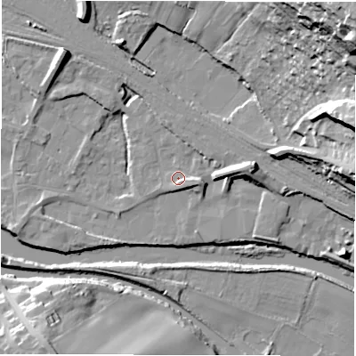 Shaded relief map of the ground around WF45BU, computed from Environment Agency LiDAR. The ground here sits at about 32 m above sea level and falls 52 m across the surrounding 800 m. Surface water reaching this point runs off ground lying to the east, 3.2 m higher.