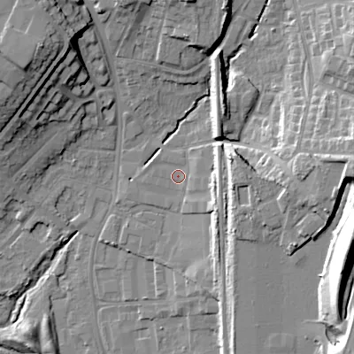 Shaded relief map of the ground around WS110ET, computed from Environment Agency LiDAR. The ground here sits at about 125 m above sea level and falls 30 m across the surrounding 800 m. Surface water reaching this point runs off ground lying to the east, 0.7 m higher.