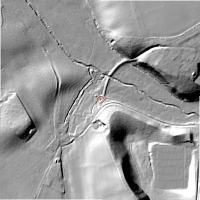 Shaded relief map of the ground around WS140PY, computed from Environment Agency LiDAR. The ground here sits at about 89 m above sea level and falls 28 m across the surrounding 800 m. Surface water reaching this point runs off ground lying to the south-south-east, 13.6 m higher.