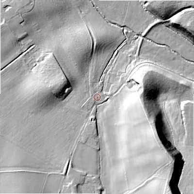 Shaded relief map of the ground around WS140PZ, computed from Environment Agency LiDAR. The ground here sits at about 90 m above sea level and falls 29 m across the surrounding 800 m. Surface water reaching this point runs off ground lying to the south-east, 24.0 m higher.